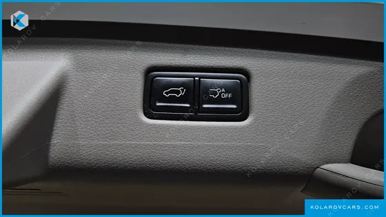 KIA CARNIVAL HEV 7-SEATER HI LIMOUSINE