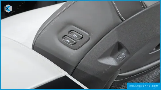 KIA CARNIVAL GASOLINE 9-SEATER GRAVITY