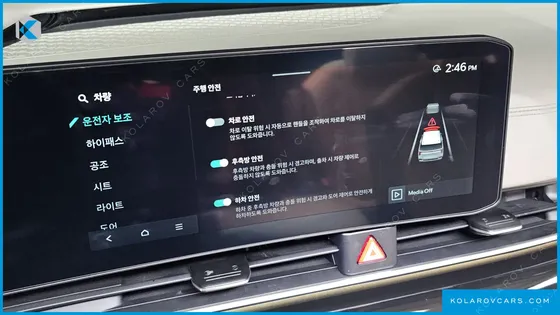 KIA CARNIVAL GASOLINE 9-SEATER GRAVITY