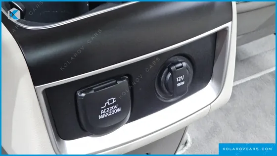 KIA CARNIVAL GASOLINE 9-SEATER GRAVITY