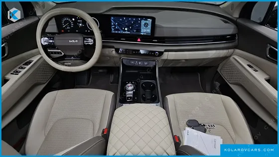 KIA CARNIVAL GASOLINE 7-SEATER NOBLESSE