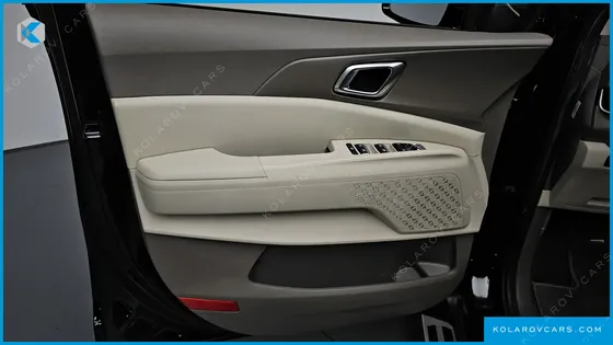 KIA CARNIVAL GASOLINE 7-SEATER NOBLESSE