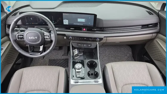 KIA CARNIVAL DIESEL 9-SEATER NOBLESSE