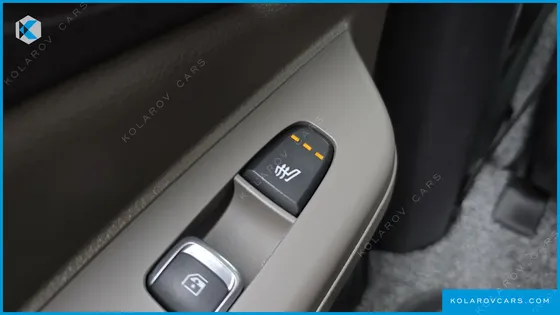 KIA CARNIVAL DIESEL 9-SEATER NOBLESSE