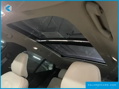 VOLVO XC40 B4 ULTIMATE BRIGHT