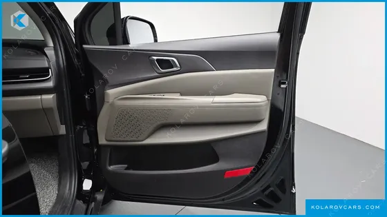 KIA CARNIVAL DIESEL 7-SEATER NOBLESSE