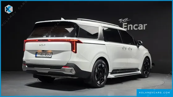 KIA CARNIVAL GASOLINE 7-SEATER SIGNATURE