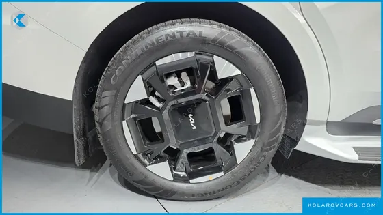 KIA CARNIVAL GASOLINE 7-SEATER SIGNATURE