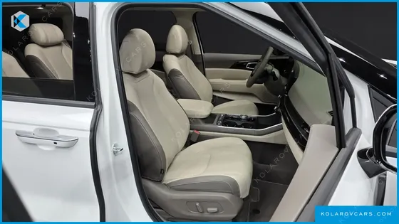 KIA CARNIVAL GASOLINE 7-SEATER SIGNATURE