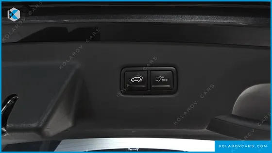 KIA CARNIVAL GASOLINE 7-SEATER GRAVITY