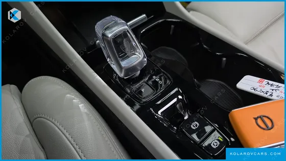 VOLVO XC40 B4 ULTIMATE BRIGHT