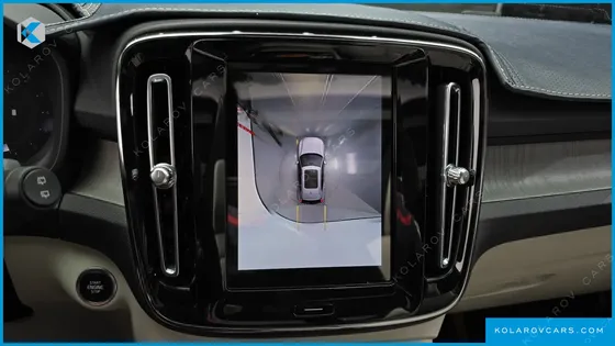 VOLVO XC40 B4 ULTIMATE BRIGHT