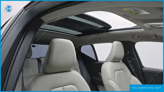 VOLVO XC40 B4 ULTIMATE BRIGHT