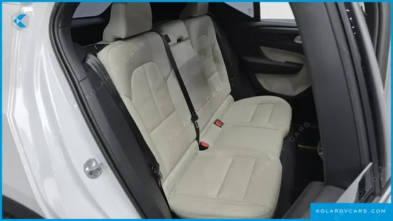 VOLVO XC40 B4 ULTIMATE BRIGHT