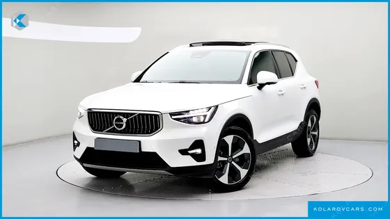 VOLVO XC40 B4 ULTRA BRIGHT