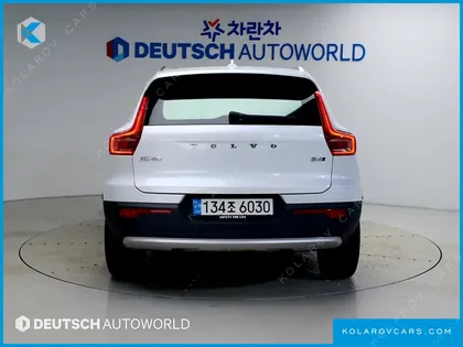VOLVO XC40 B4 INSCRIPTION