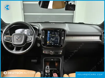 VOLVO XC40 B4 INSCRIPTION