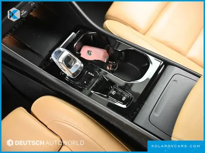 VOLVO XC40 B4 INSCRIPTION