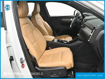 VOLVO XC40 B4 INSCRIPTION