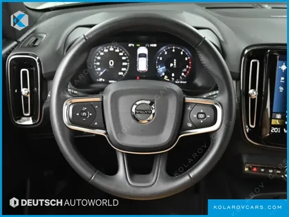 VOLVO XC40 B4 INSCRIPTION