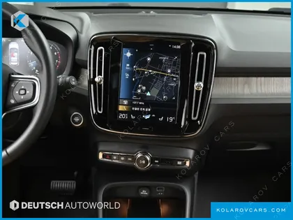 VOLVO XC40 B4 INSCRIPTION