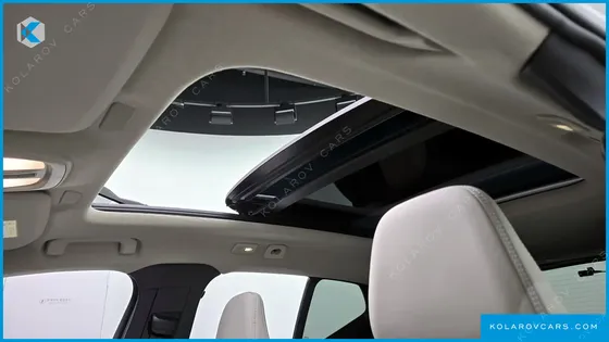VOLVO XC40 B4 ULTRA BRIGHT