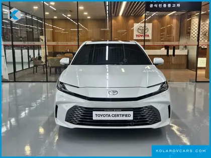 TOYOTA CAMRY 2.5 XLE HYBRID