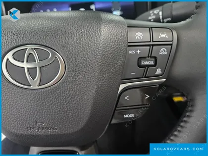 TOYOTA CAMRY 2.5 XLE HYBRID
