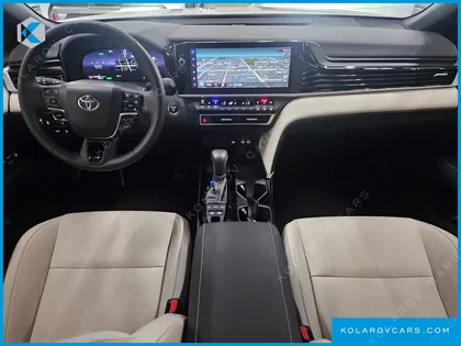 TOYOTA CAMRY 2.5 XLE HYBRID