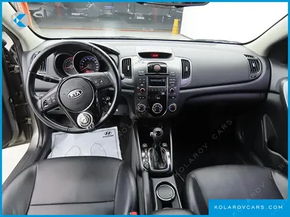 KIA FORTE 1.6 GDI LUXURY