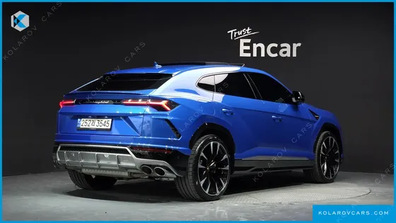LAMBORGHINI URUS 4.0 V8