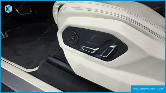 LAMBORGHINI URUS 4.0 V8