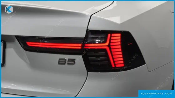 VOLVO S90 B5 ULTRA DARK