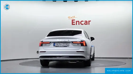 VOLVO S90 B5 ULTRA DARK