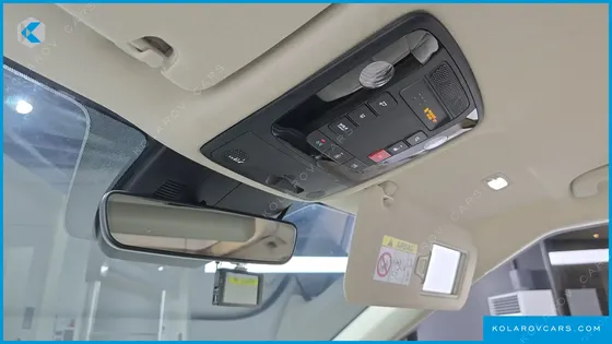KIA CARNIVAL GASOLINE 7-SEATER HI-LIMOUSINE