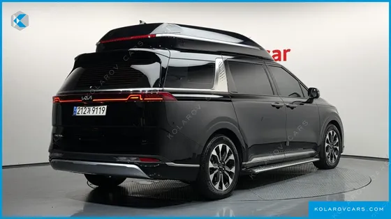 KIA CARNIVAL GASOLINE 9-SEATER HI-LIMOUSINE