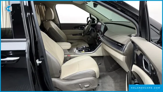 KIA CARNIVAL GASOLINE 9-SEATER HI-LIMOUSINE