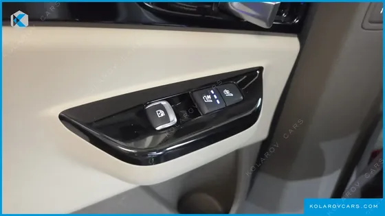 KIA CARNIVAL GASOLINE 9-SEATER HI-LIMOUSINE