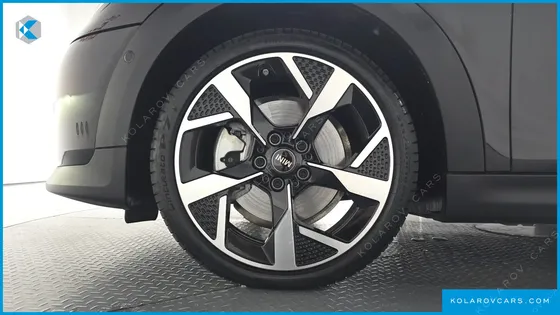 MINI COOPER FAVOURED