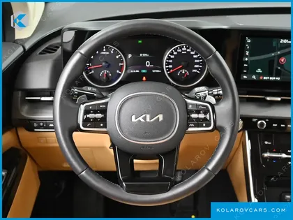 KIA CARNIVAL GASOLINE 9-SEATER NOBLESSE