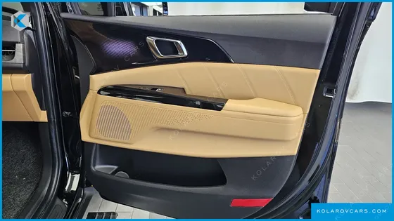 KIA CARNIVAL DIESEL 9-SEATER HI-LIMOUSINE(SPECIAL VEHICLE)