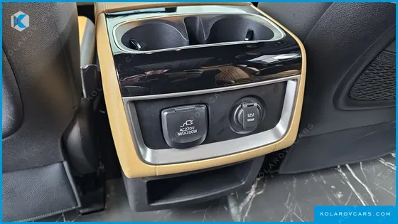 KIA CARNIVAL DIESEL 9-SEATER HI-LIMOUSINE(SPECIAL VEHICLE)