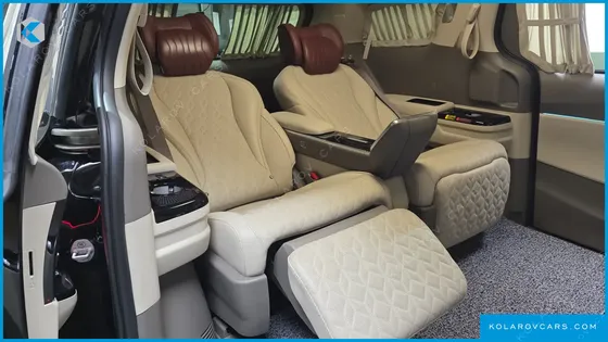 KIA CARNIVAL GASOLINE 4-SEATER HI-LIMOUSINE