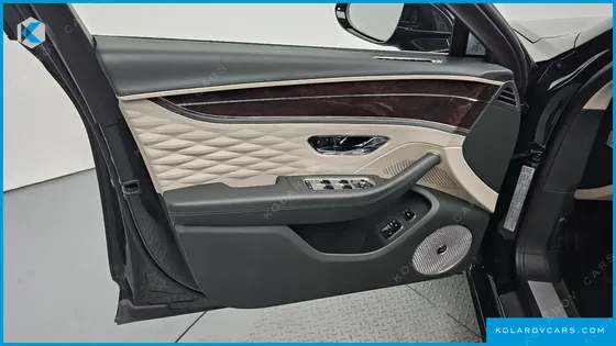 BENTLEY FLYING SPUR 4.0