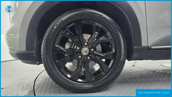 HYUNDAI VENUE 1.6 FLUX