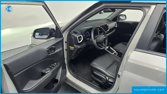 HYUNDAI VENUE 1.6 FLUX