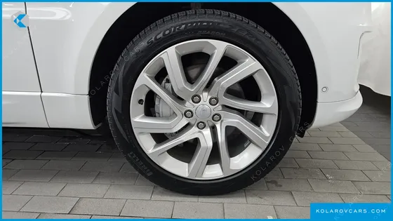 LAND ROVER RANGE ROVER SPORT D300 HSE DYNAMIC