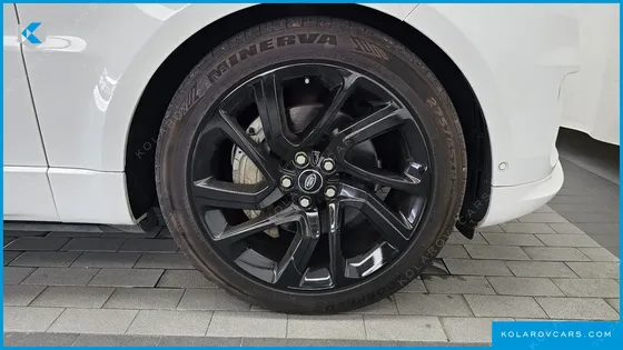 LAND ROVER RANGE ROVER SPORT D300 AB DYNAMIC