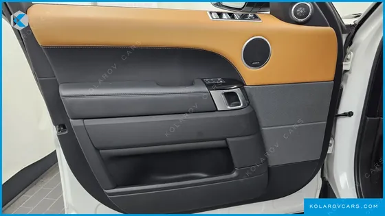LAND ROVER RANGE ROVER SPORT D300 AB DYNAMIC