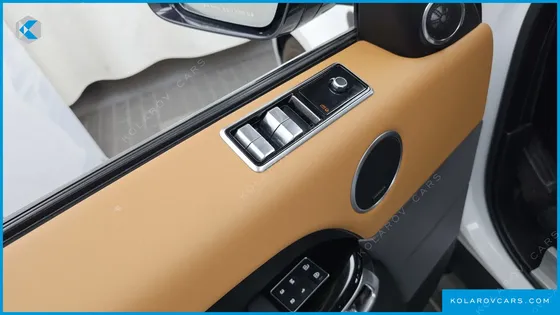 LAND ROVER RANGE ROVER SPORT D300 AB DYNAMIC